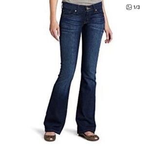 Levi’s 524 Bootcut Jeans women’s. Size 13 or 31.